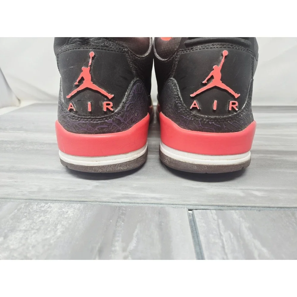 Nike Air Jordan 3 Retro‎ Crimson Size 12 US Men's 136064-005 Black Red 2012